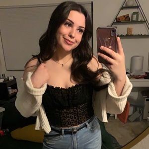 Meet your Posher, Stacie